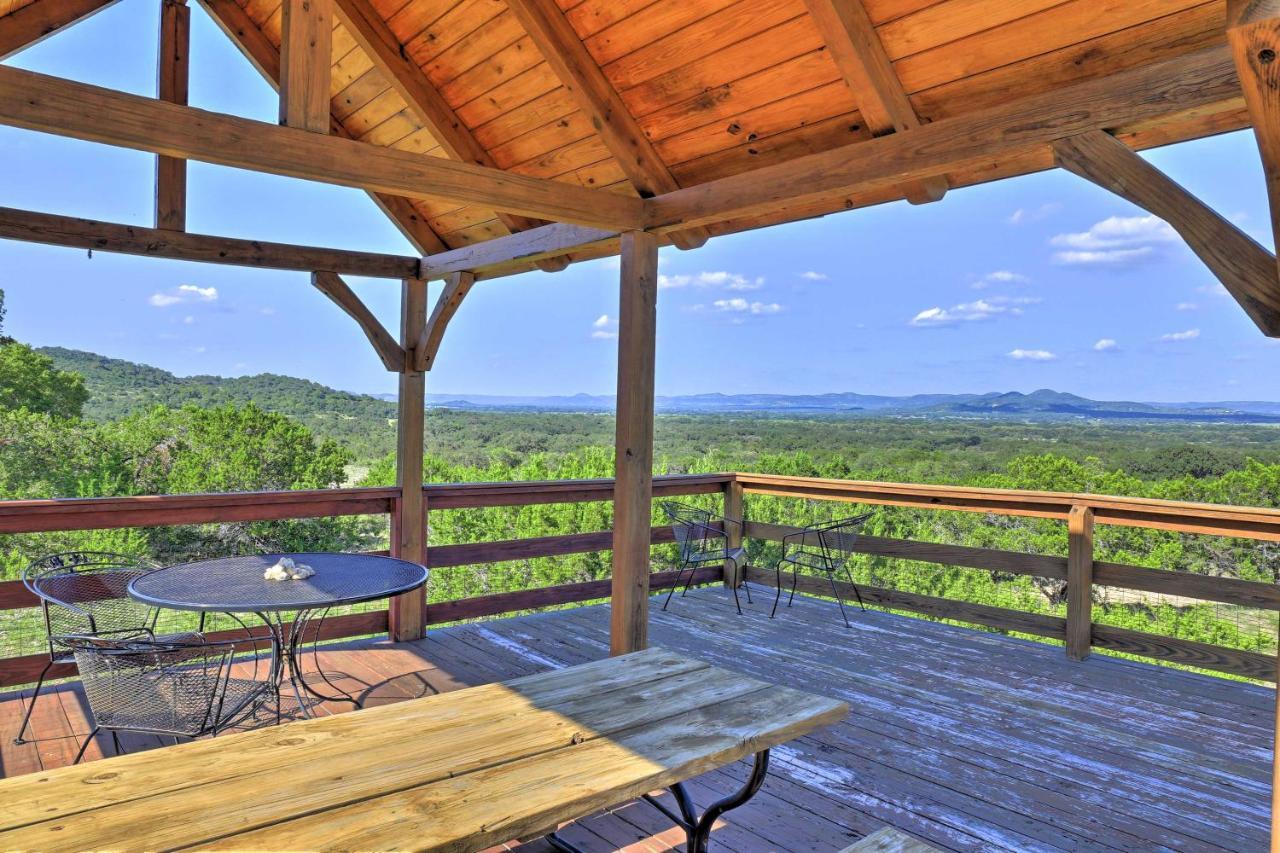 Quiet Utopia Cabin With Deck And Mountain Views! Eksteriør billede